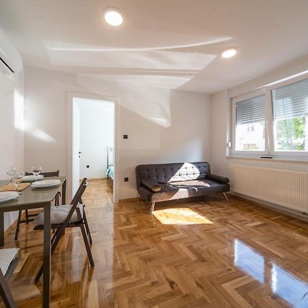 Apartman Grand Zagabria Esterno foto
