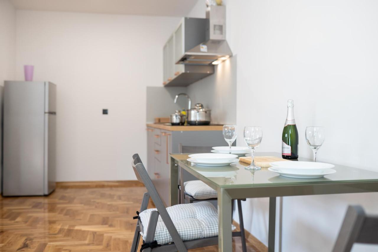 Apartman Grand Zagabria Esterno foto