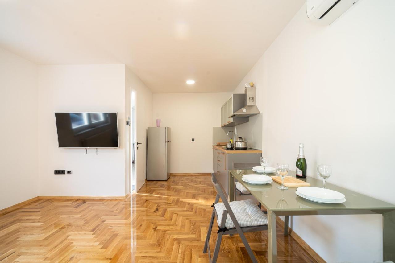 Appartamento Apartman Grand Zagabria Esterno foto