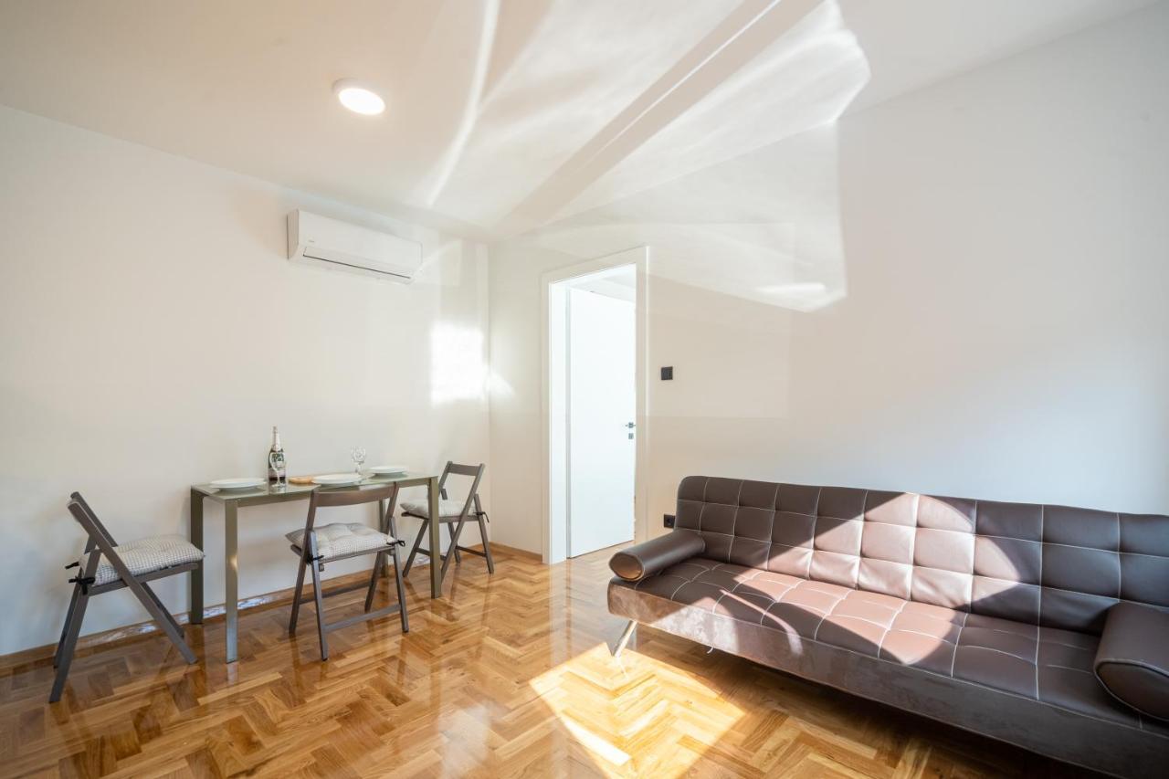 Apartman Grand Zagabria Esterno foto